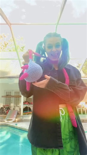 daisy mae 🌼💚 on Instagram: "Flail Around And Find Out Scarf is OFFICIALLY LIVE!!! Go to @ashestoyarn and thank me later 🤩✨ Super beginner friendly, pictures to guide, and you get a weapon and scarf out of it. It really doesn’t get much better 🫶🏼"