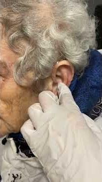 👂 New to Hearing Aids? Here's How to Put One In Properly