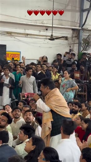 Sanjay.mittal.official on Instagram: "सांवरिया तेरे प्यार ने दीवाना कर दिया मुझे दीवाना कर दिया ❤️❣️ श्री श्याम कला भवन एकादशी संकीर्तन खाटू धाम ❣️ जय श्री श्याम 🙏 Follow @sanjay.mittal.official • #shyambaba #sanjaymittalofficial #sanjaymittalfans #sanjaymittallover #salasarbalaji #sanwariyaseth #shyampariwar #shyam #sanjaymittalkolkata #india #lakhdatar #laddugopal #kanha #khatuwale #kedarnath #khatushyamjitemple #khatushyamstatus #khatunaresh #mehndipurbalaji #meripahchanmerakhatuwalashyam #b