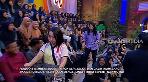 1.7M views · 945 reactions | Ferdian KERJAIN Tiga Orang Sekaligus Sampai Capek #OperaVanJava | TRANS7 | Facebook