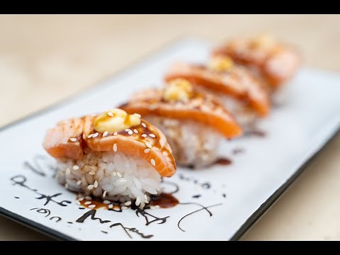 Elise's Eats - Ep 163: Seared Salmon Nigiri