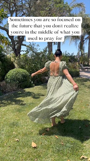 Being back with my family after filming has been so amazing.❤️ It's moments like these that remind me of the blessings I've prayed for, now right in my arms. Who else feels like their heart is just full when y’all get back with the fam?✨ #mom #momlife #mommylife #mommemes #parentlife #parent #parentmeme #tamera #tiaandtamera #tameramowry #husband #married #couple #family #familylife #backhome | Tamera Mowry