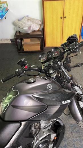 How to Install a New Switch Assembly on Your Yamaha YBR