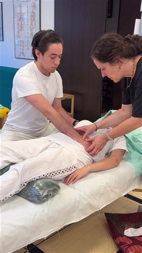 Shiatsu es percibir en directo. Sanar a través del sentir y del acompañamiento.