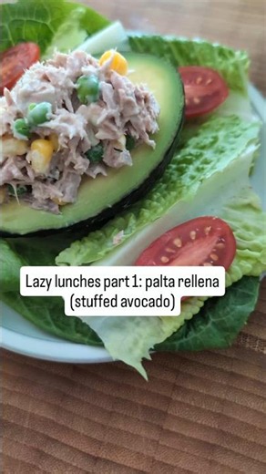 Need an easy lunch? Try this tuna stuffed avocado!