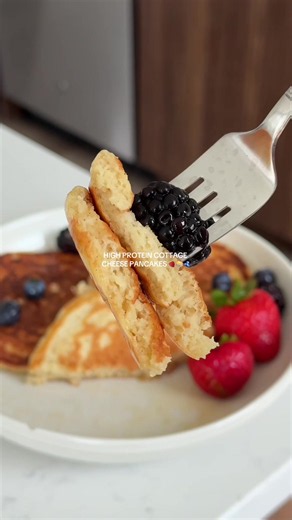 Cottage Cheese Pancakes have just under 30g protein per serving! ✨🫐🥞🍓🍯 (RECIPE BELOW) #cottagecheeserecipe #cottagecheesepancakes #highproteinrecipe #highprotein #healthyrecpe Ingredients: ¾ Cup all-purpose flour 2 teaspoons baking powder ¼ teaspoon cinnamon 1 Cup cottage cheese 3 large eggs 3 Tablespoons maple syrup 1 teaspoon vanilla extract Instructions: ● Combine the flour, baking powder and cinnamon in a large mixing bowl. Whisk together to mix well. ● Add the cottage cheese, eggs, mapl