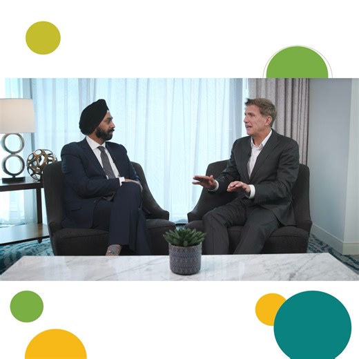 Dr. Bill Wiley explains why the EVO platform is different from previous generation ICLs in this outtake from Innovation Journal Club. Watch the full episode here: https://ow.ly/409Z50Xqchz | Eyetube