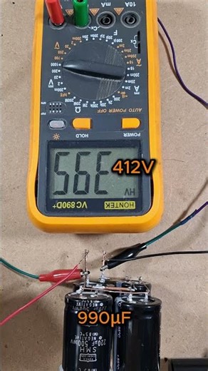 Unleashing the energy of a Capacitor 450 V 990µF #capacitor #experiment #energy