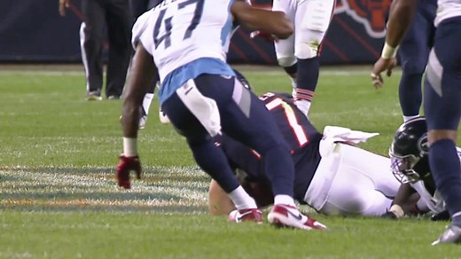 Can't-Miss Play: Horsted goes WAY UP for insane bobbling catch