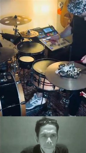 SOLO DRUMMING‼️#drummer #drums #drumcover #drumming #drum #drumband #tutorial