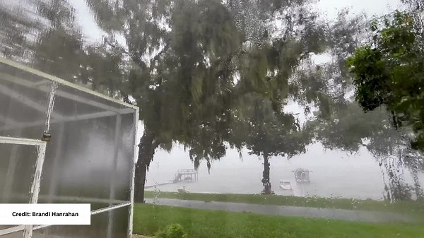 Lake Ruby floods in Winter Haven amid Milton's landfall