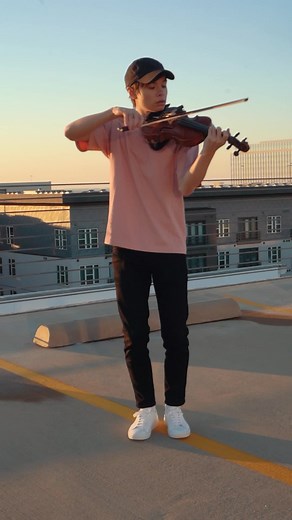 Classic Violin Performance with Vibes by Alan Milan