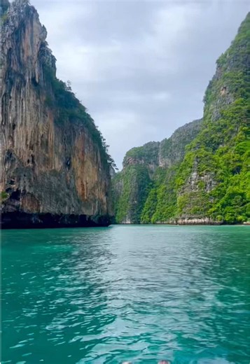 Floating Around Phi Phi: Scenic Boat Tour in Thailand