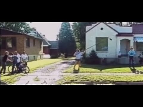 Napoleon Dynamite - Behind the scenes bike jump