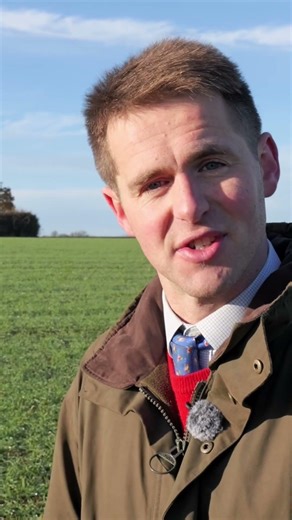 Young farmers, big day in the field 👊