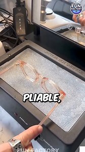 Old School Hot Glass Beads Method 🔥🧵 #Shorts #GlassArt #HandmadeCrafts #TraditionalSkills. | Fun Factory