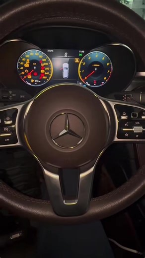 Original Mercedes Benz diagnostic tool 😛😛😛 The functionality of domestically produced C6 may be limited, and using our original C6 will not result in old models being unable to read VIN. Both new and old versions of the original C6 can be used interchangeably #DiagnosticTool #mercedesbenz #c6 #HeavyEquipment #Mercedesbenz