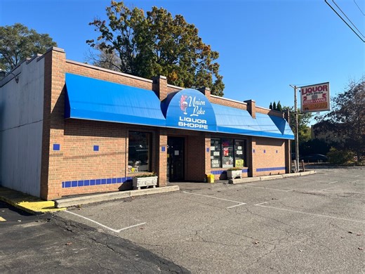 2515 Union Lake Rd, Commerce Township, MI 48382 - Retail for Sale | LoopNet