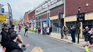 🥁 Samba reggae drumming band Batala Manchester giving the Manchester Marathon runners an incredible reception as they turn off Regent Road on to Stamford New Road 👏 | Altrincham Today