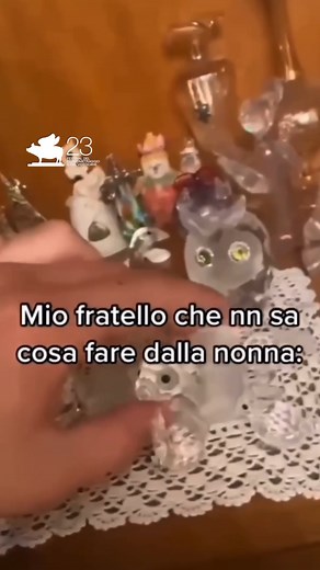Festival del Videocane on Instagram: ""La paura fa novanta" Video in concorso per l’edizione 2023 del @festival_del_videocane Sponsored abbastanza da @manifesti_abbastanza_ostili 1 ❤️ = 1 voto per il PREMIO DEL PUBBLICO Credits: le bomboniere"