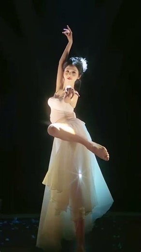 Elegance in Motion: Traditional Chinese Dance