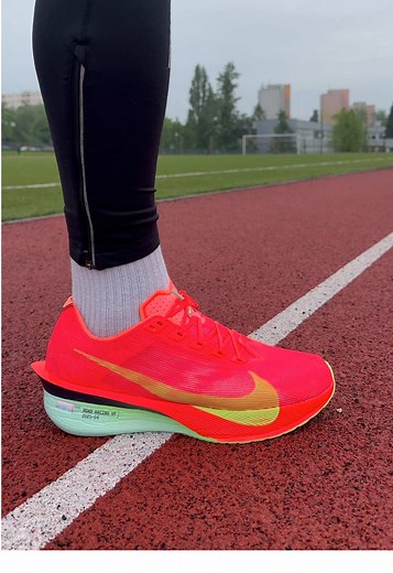 Top4Running (@top4running_official) - Nike Vaporfly 4 😍 #unboxing #nikevaporfly #running #top4running #nikerunning