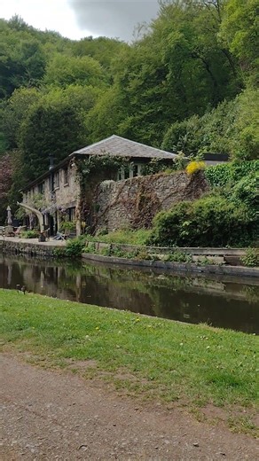 Ben the doggy on Brec & Mon canal near Abergavenny #wales w3w ///fade.wrong.delays