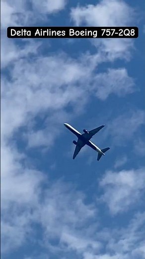 Delta Airlines Boeing 757-2Q8 take off at John F. Kennedy Airport #delta #boeing #aviation