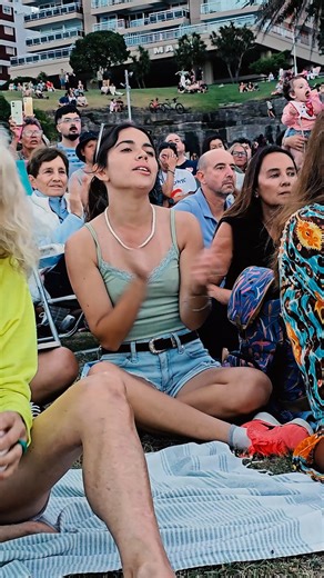 🎂 ¡Mar del Plata cumplió 152 años! En el reel te mostramos cómo celebró la ciudad más linda del mundo. 🥳 Casi 10 mil vecinos y turistas se sumaron y fueron parte de esta gran fiesta. No hay dudas: el orgullo marplatense presente siempre. 🎉 El festejo contó con el padrinazgo de Cabrales y el acompañamiento técnico de PLS Argentina. Gracias por su aporte y compromiso para hacerlo posible. | Municipalidad de General Pueyrredon