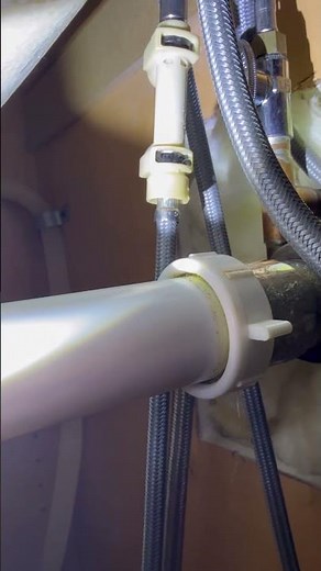 Third time MOEN Quick Clip connection 136101 leaking at bottom of connector