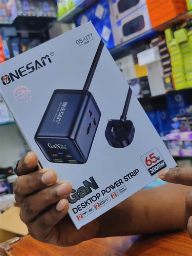 ONESAM OS-U77: Efficient GaN Power Strip for Workspaces