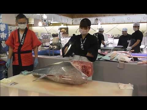 女性解体師・まぐろ解体ショー【海峡市場様】まぐろ屋・新鮮組