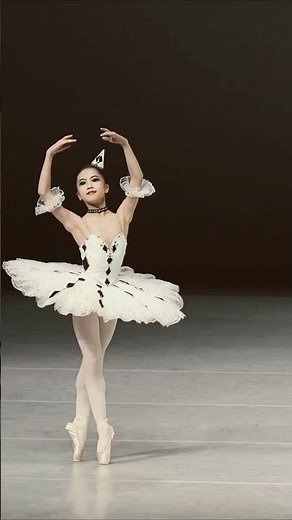 A Sparkling Harlequinade Solo – Ballet Competition Highlight