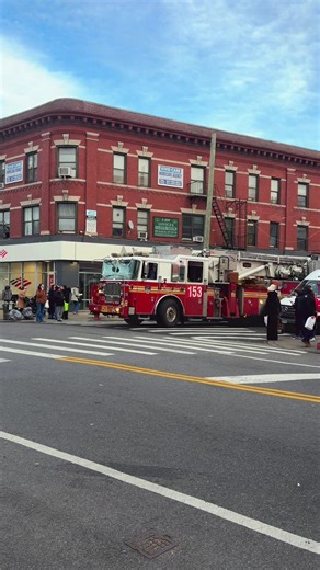 FDNY Truck Units Respond to Smoke Condition Call