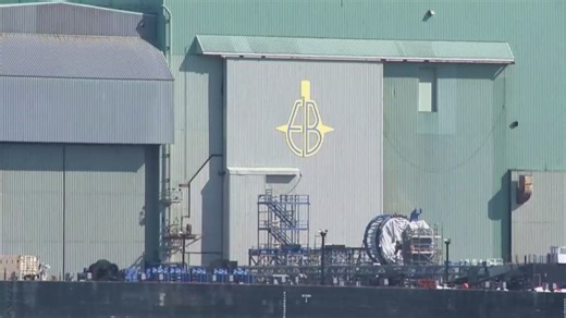 Was US fast-attack submarine that sank Iranian warship built in Connecticut?