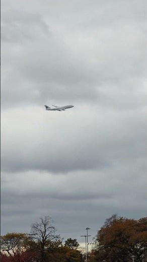 Challenge Group Boeing 747 Takeoff