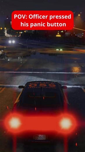 Officer Activates Panic Button in LSPDFR GTA 5 Online Police Mod