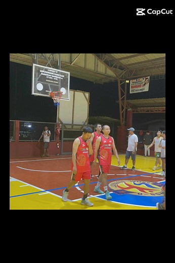 SIMBA Christmas League Season 2.0 - Opening Night Teams proudly unveiled their official jerseys alongside their team banners as the much-awaited SIMBA Christmas League Season 2.0 tipped off. The spotlight shone on the debuting squads—the White Leopards and the Blue Wolves—joining the powerhouse rosters of the Green Dinos, Black Panthers, and Golden Cheetas, all set to challenge the defending champions, the Red Dragons. Six teams. One passion. Who will prevail? #simbachristmasleague2 #GameOn | Sa