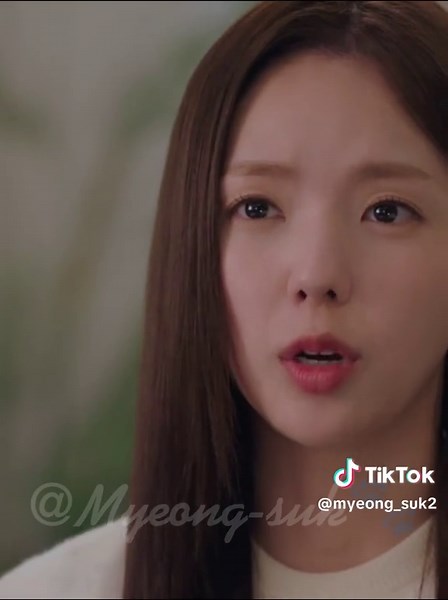 Hee-joo Saca las Garras en 'When the Phone Rings'