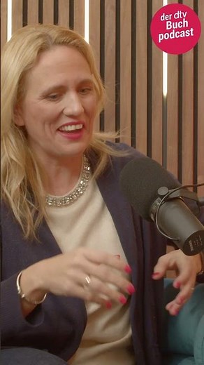 Lawyer Elisa Hoven talks about the pressures of law school on the dtv podcast #podcast #books