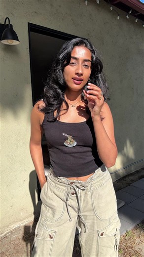 long distance means you can’t always be there to help your partner pack up and move their life… but you can send the right backup, @Roadway Moving took care of the heavy lifting when I couldn’t be there. 📦 Code “NEHADH10” gets you 5% off long-distance or 10% off local moves. #moving #ldrcouples #roadwaymoving