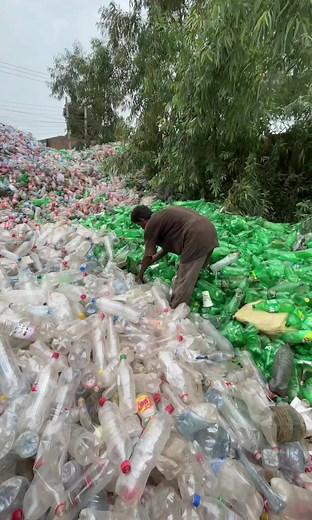 Innovative Recycling Process for Plastic Bottles
