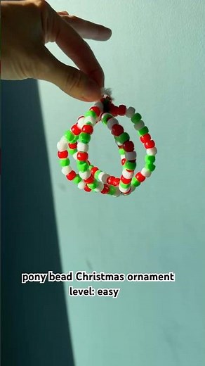 pony bead Christmas ornament craft for kids and toddlers #christmascraft