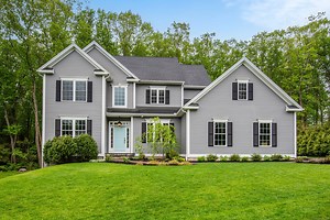 3 Quinn's Ct, Avon, CT 06001 - MLS 24013111 - Coldwell Banker