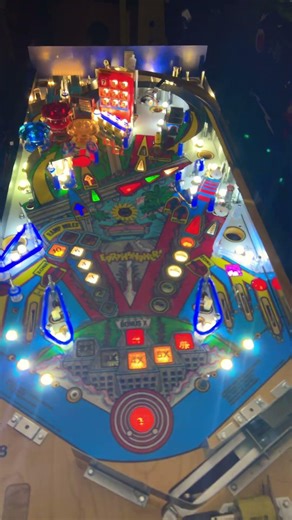 Earthshaker Is Doing It's Thing! Pinball Repair #earthshaker #williams #retro