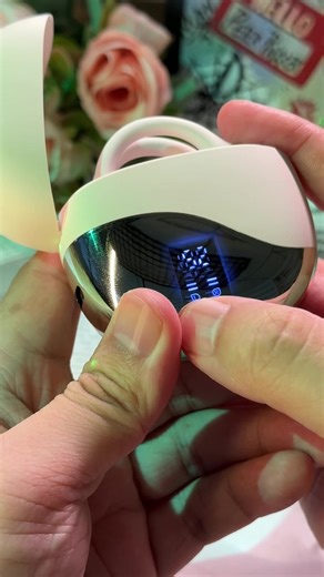 🔋 Dead earbuds AGAIN? Bruh… Try 10 hours nonstop 🎶 Who else hates charging daily?👇 #longbattery #earbuds #techreview #TikTokMadeMeBuyIt #fypシ