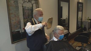 Legendary Vancouver barber back in business after COVID-19 closure