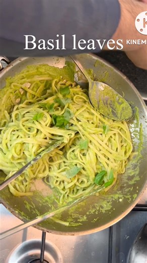 Zucchini tasty spaghetti recipe 🍝 worth every penny 🤌👌 #pasta #speghetti #recipe #zucchini