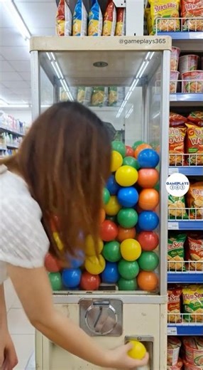 The Cutest Capsule Machine Surprise Ever #unexpected #surprise #capsule