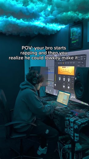 Book Professional Music Production Sessions in Chicago